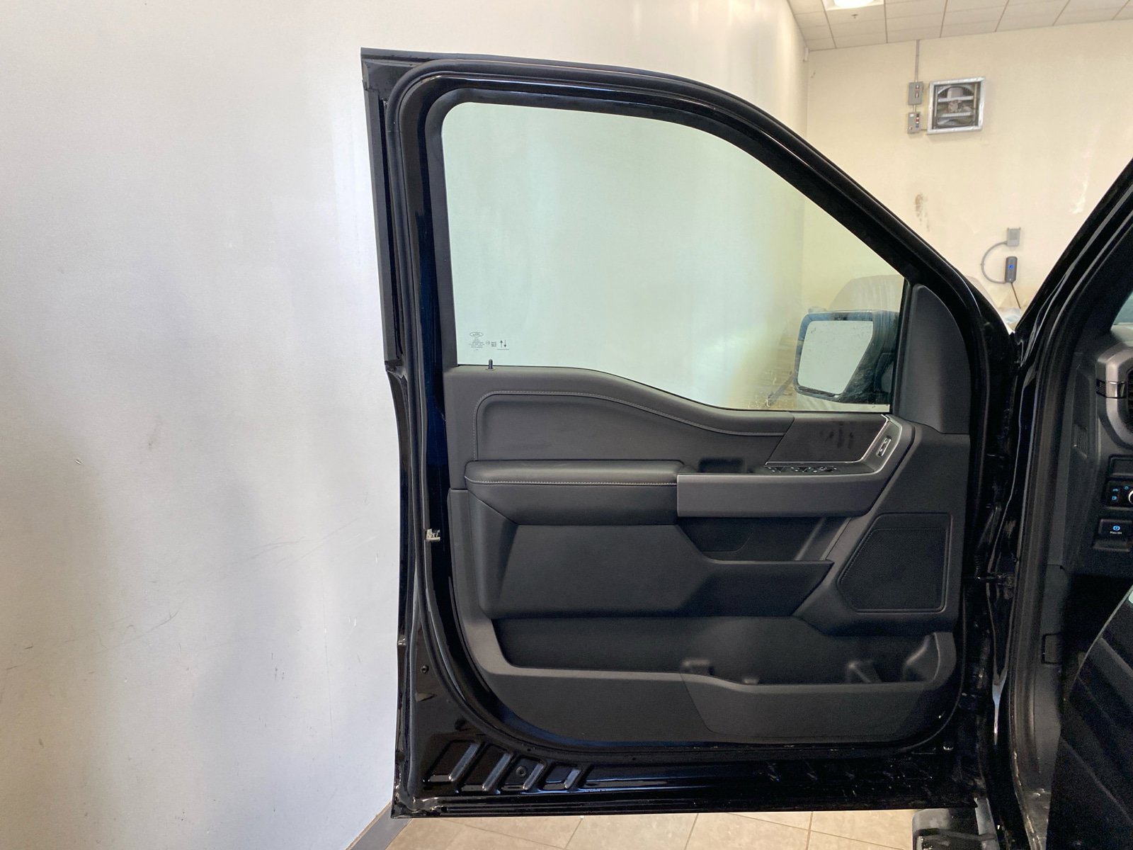 New 2026 Ford F150 XLT w/ Mobile Office Package AWD/4WD image 22