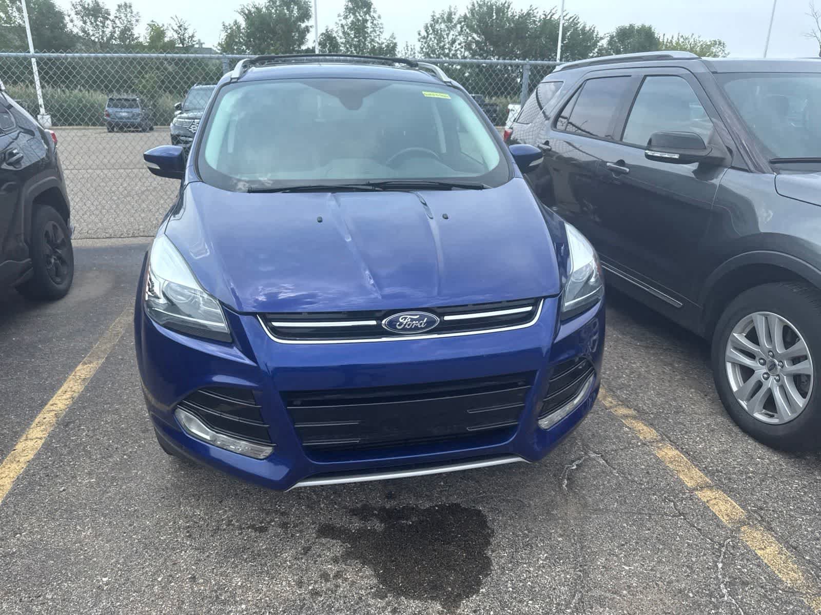 Used 2016 Ford Escape Titanium w/ Equipment Group 301A AWD/4WD image 4