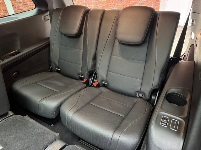 Used 2025 Mercedes-Benz GLS 450 4MATIC image 27