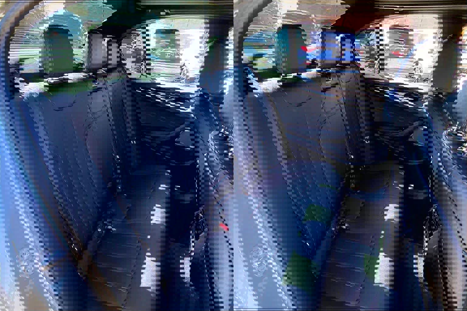 Used 2023 BMW 530i w/ Premium Package image 21