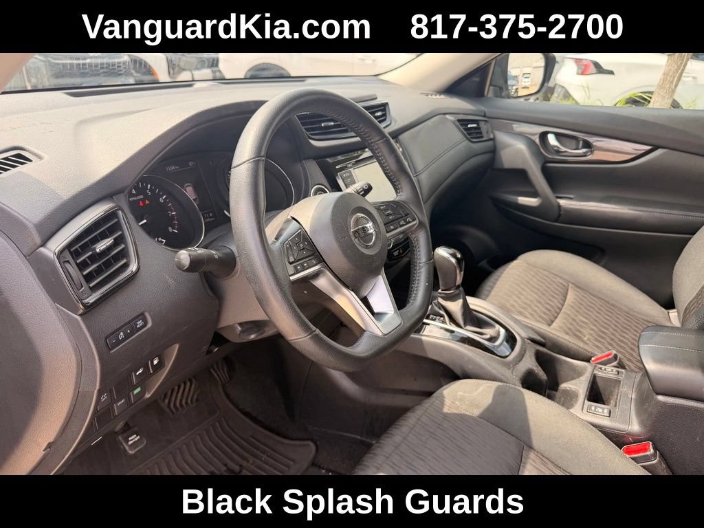 Used 2018 Nissan Rogue SV FWD image 14