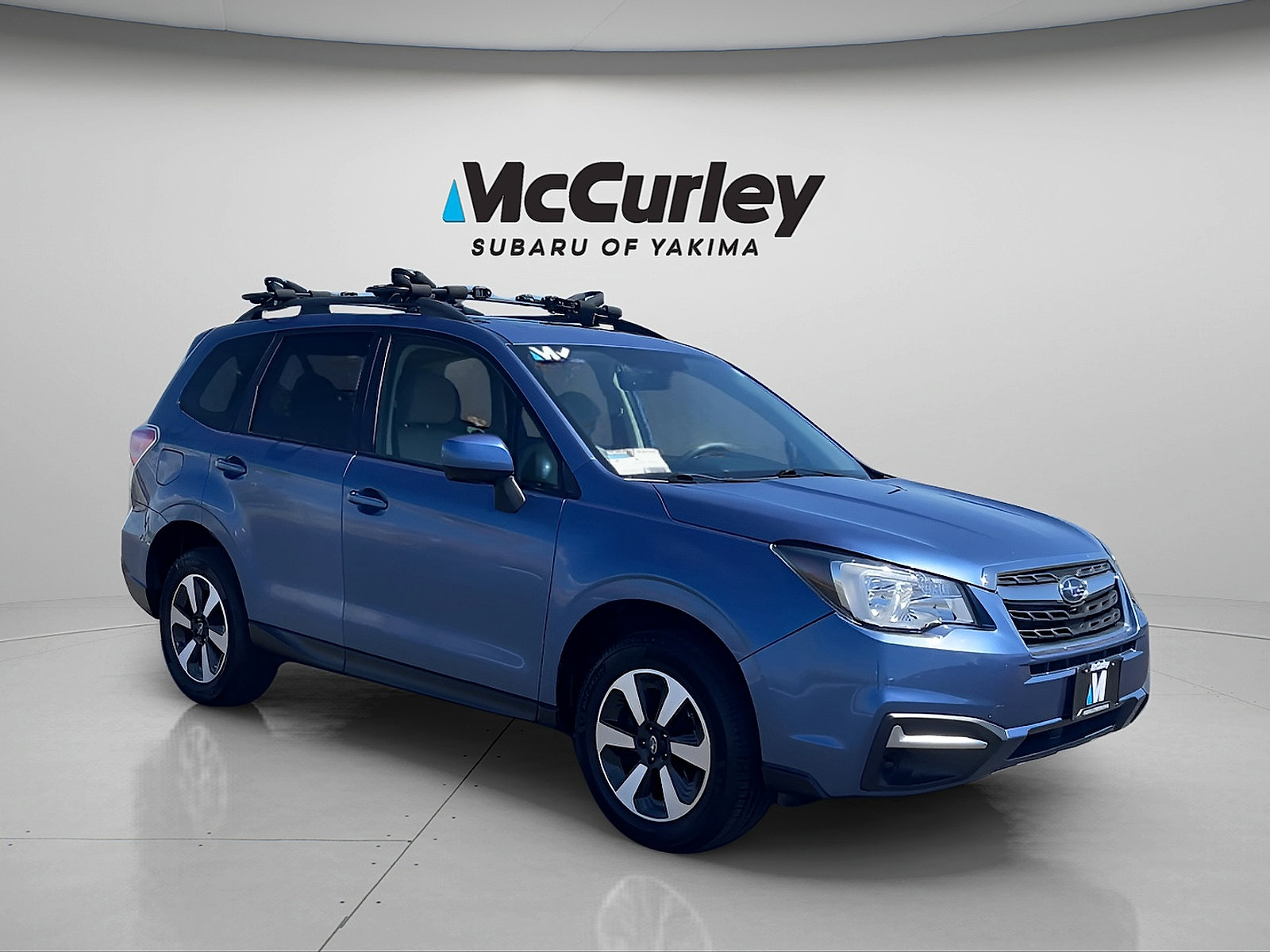 Used 2017 Subaru Forester 2.5i Premium w/ All-Weather Package AWD/4WD image 8