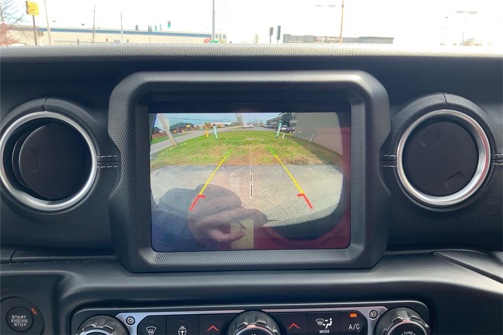 Used 2019 Jeep Wrangler Unlimited Sahara w/ Dual Top Group image 32