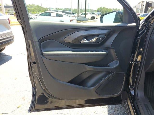 Used 2024 GMC Terrain SLE AWD/4WD image 18