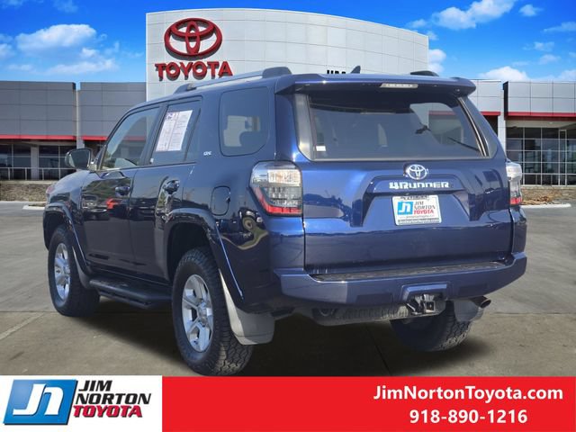 Used 2020 Toyota 4Runner SR5 Premium w/ Moonroof Package AWD/4WD image 6