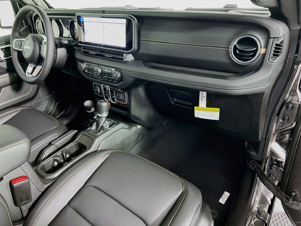 New 2027 Jeep Wrangler Unlimited Sahara AWD/4WD image 29