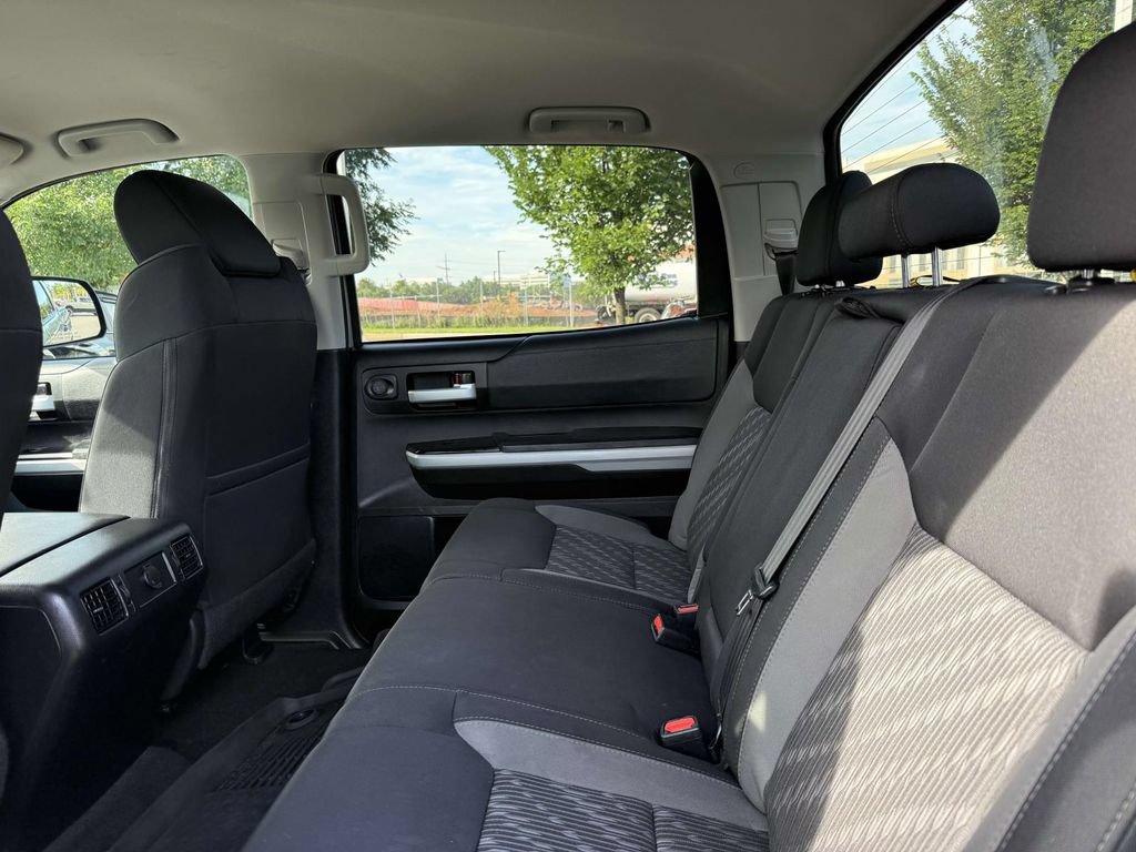 Used 2020 Toyota Tundra SR5 w/ SR5 Upgrade Package AWD/4WD image 16
