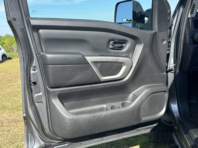 Certified 2024 Nissan Titan SV w/ SV Convenience Package AWD/4WD image 11