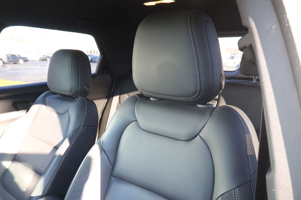 Used 2023 Chevrolet TrailBlazer ACTIV w/ Convenience Package image 11