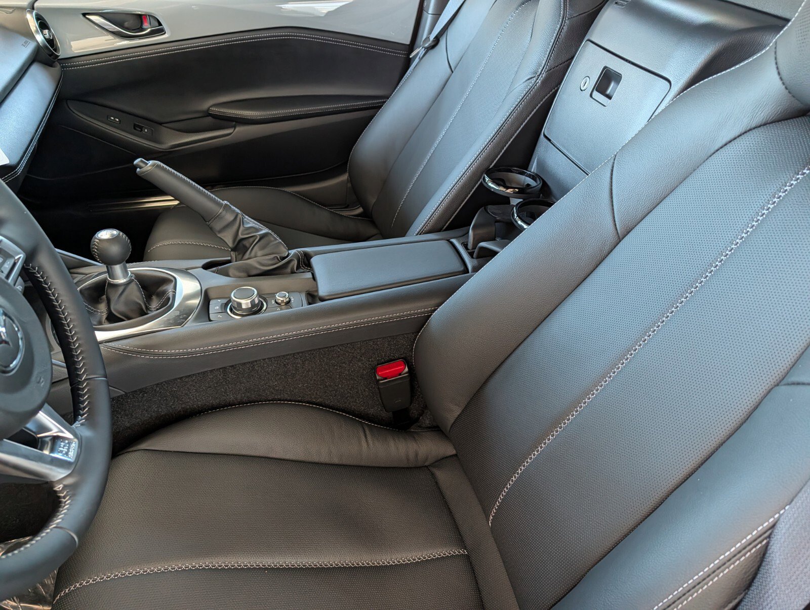 New 2025 MAZDA MX-5 Miata RF Grand Touring w/ Weather Package image 10