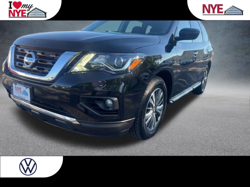 Used 2019 Nissan Pathfinder SV AWD/4WD image 1