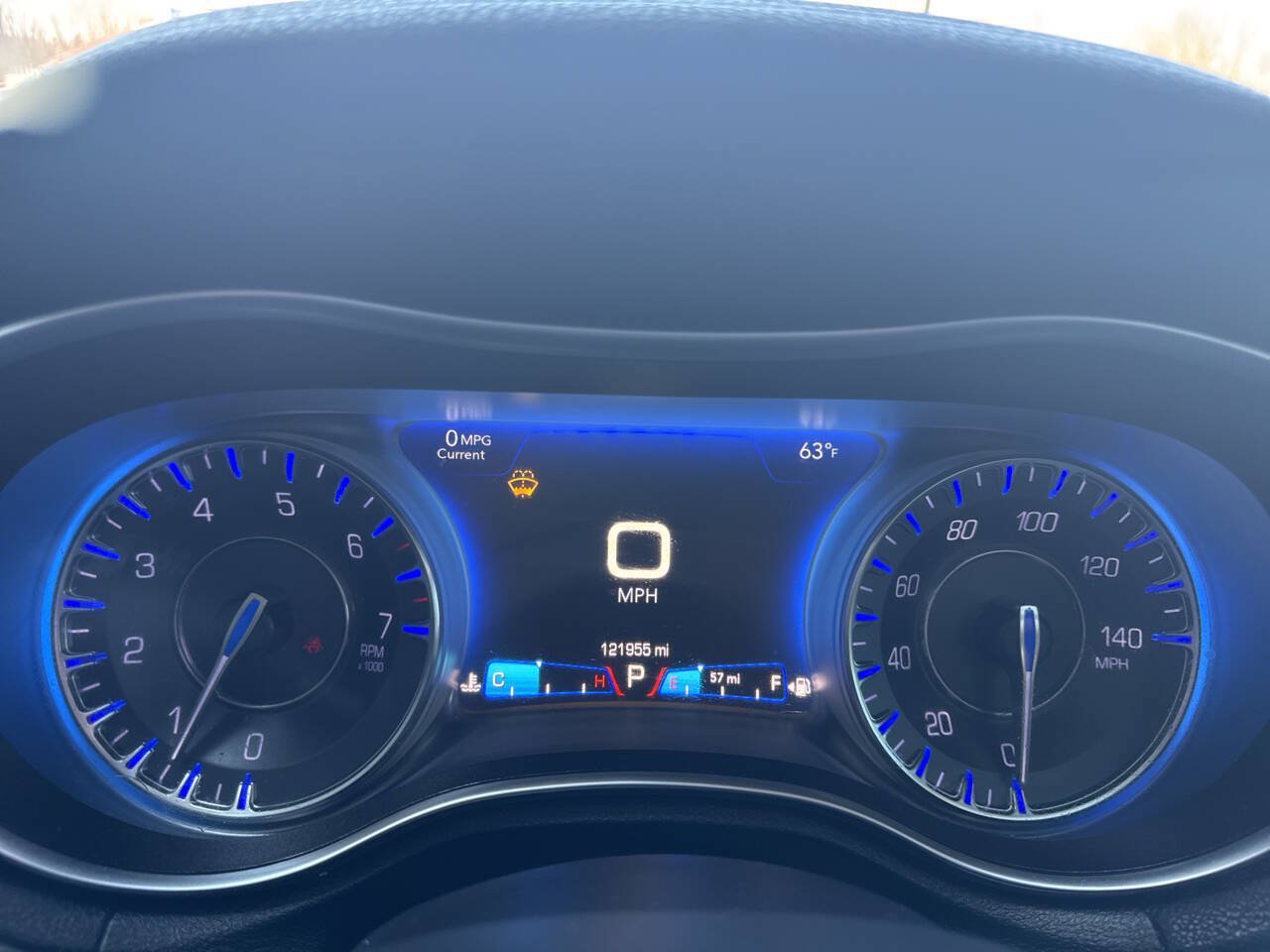 Used 2015 Chrysler 300 Limited RWD image 34