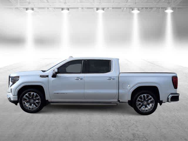 Used 2023 GMC Sierra 1500 Denali w/ Denali Reserve Package AWD/4WD image 5