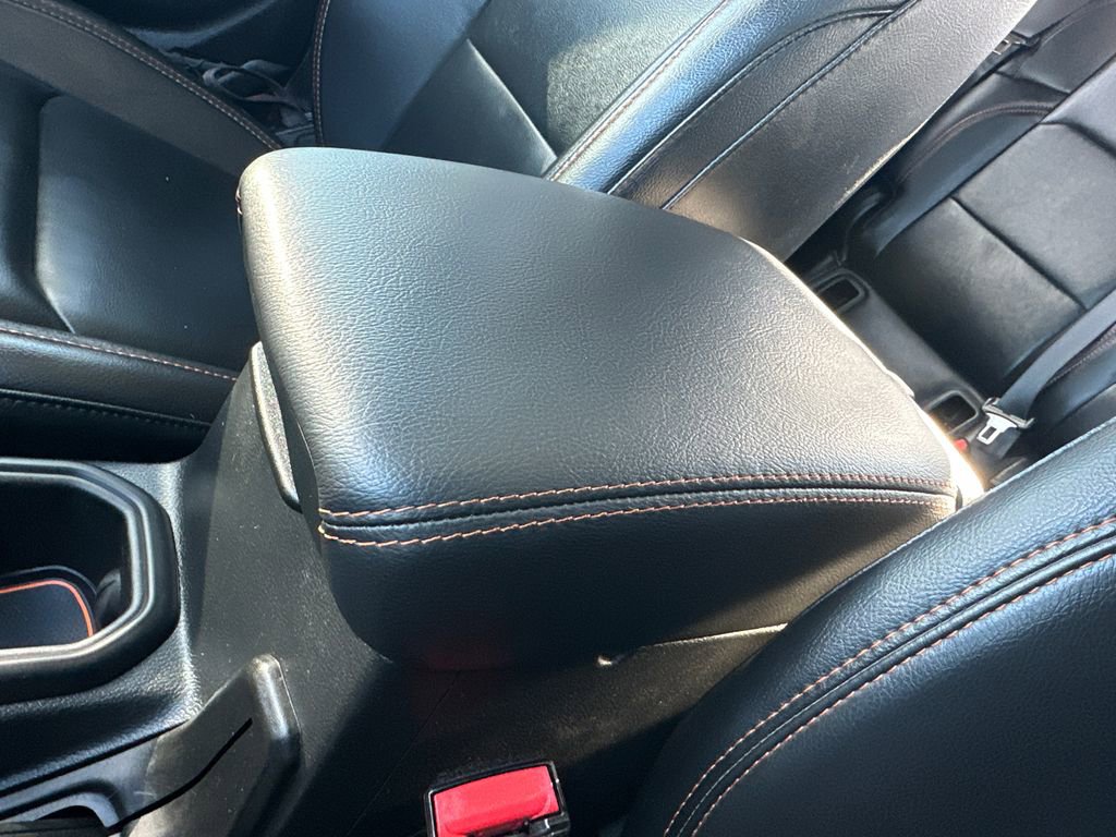 Used 2023 Jeep Gladiator Mojave w/ Cold Weather Group image 16