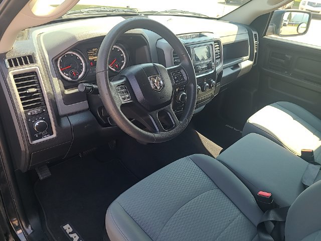 Used 2018 RAM 1500 ST w/ SXT Appearance Group AWD/4WD image 13