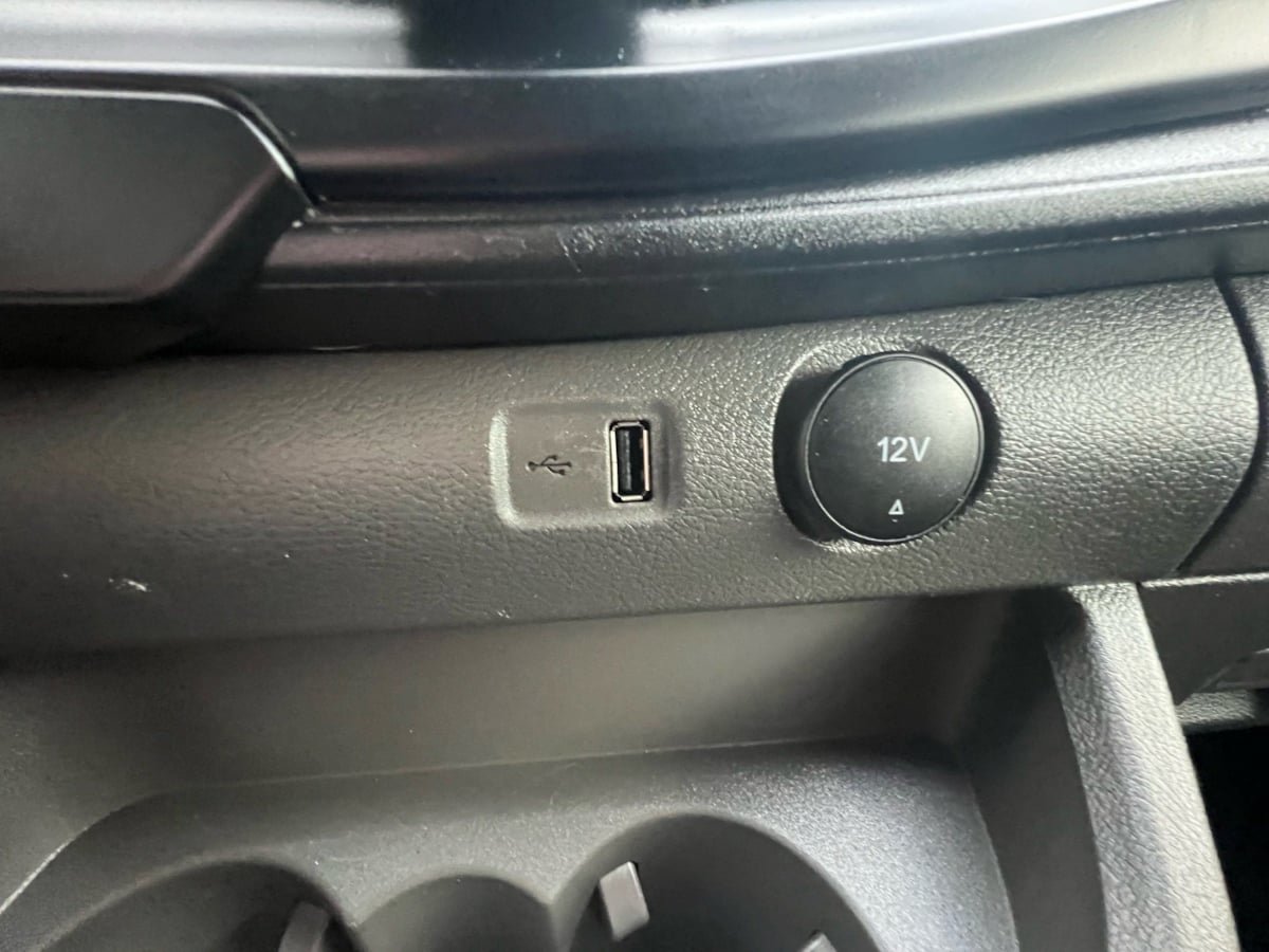 Used 2023 Ford Transit 250 Medium Roof AWD image 23