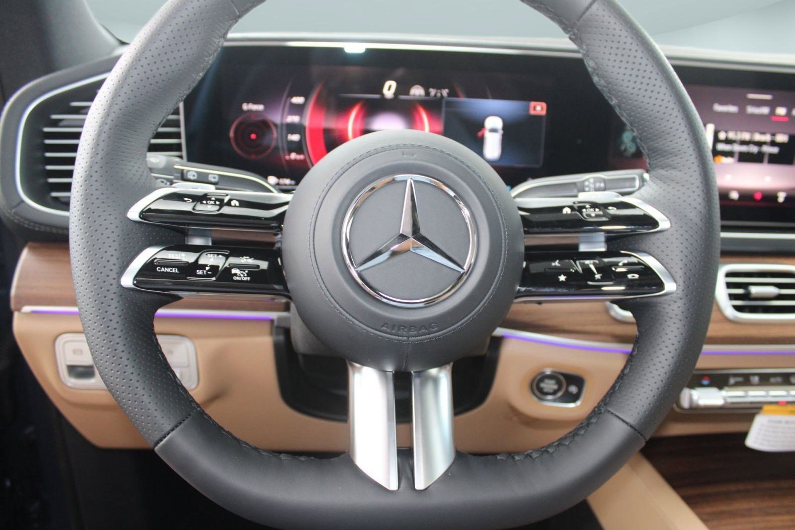 New 2026 Mercedes-Benz GLS 450 4MATIC image 18