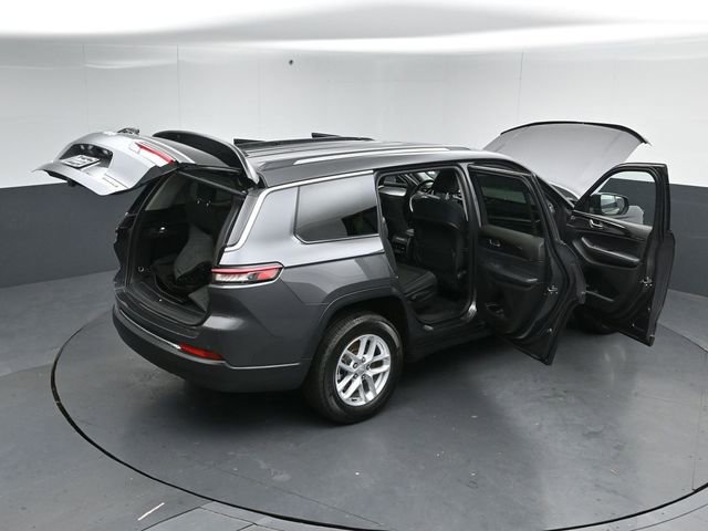 Used 2023 Jeep Grand Cherokee L Laredo w/ Luxury Tech Group I AWD/4WD image 58