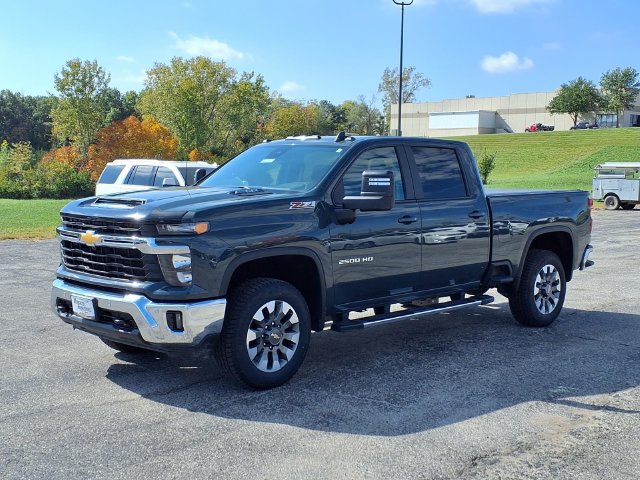 Used 2025 Chevrolet Silverado 2500 LT w/ All Star Edition AWD/4WD image 12