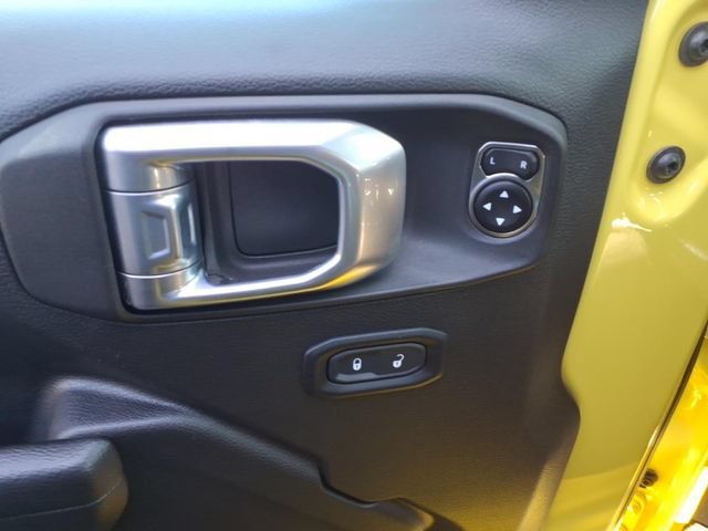 Used 2022 Jeep Wrangler Unlimited Sport AWD/4WD image 25