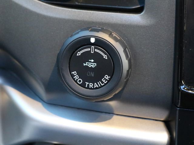 Used 2023 Ford Expedition Max XLT image 28