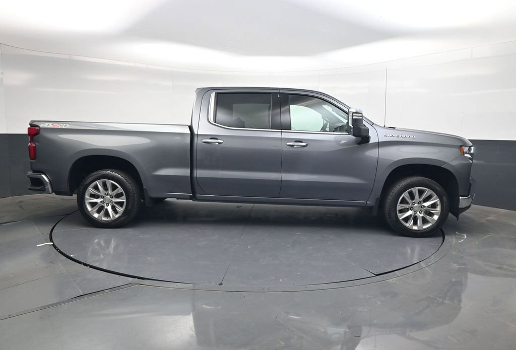 Used 2021 Chevrolet Silverado 1500 LTZ w/ LTZ Premium Package AWD/4WD image 3