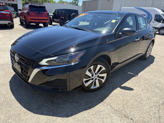 Used 2025 Nissan Altima 2.5 S FWD video 1