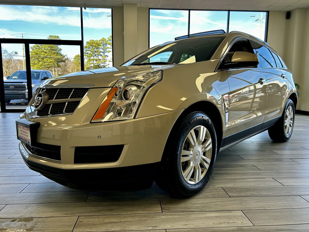 Used 2011 Cadillac SRX Luxury image 3