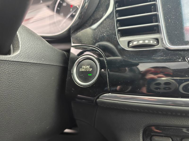 Used 2018 Buick Encore Premium image 21