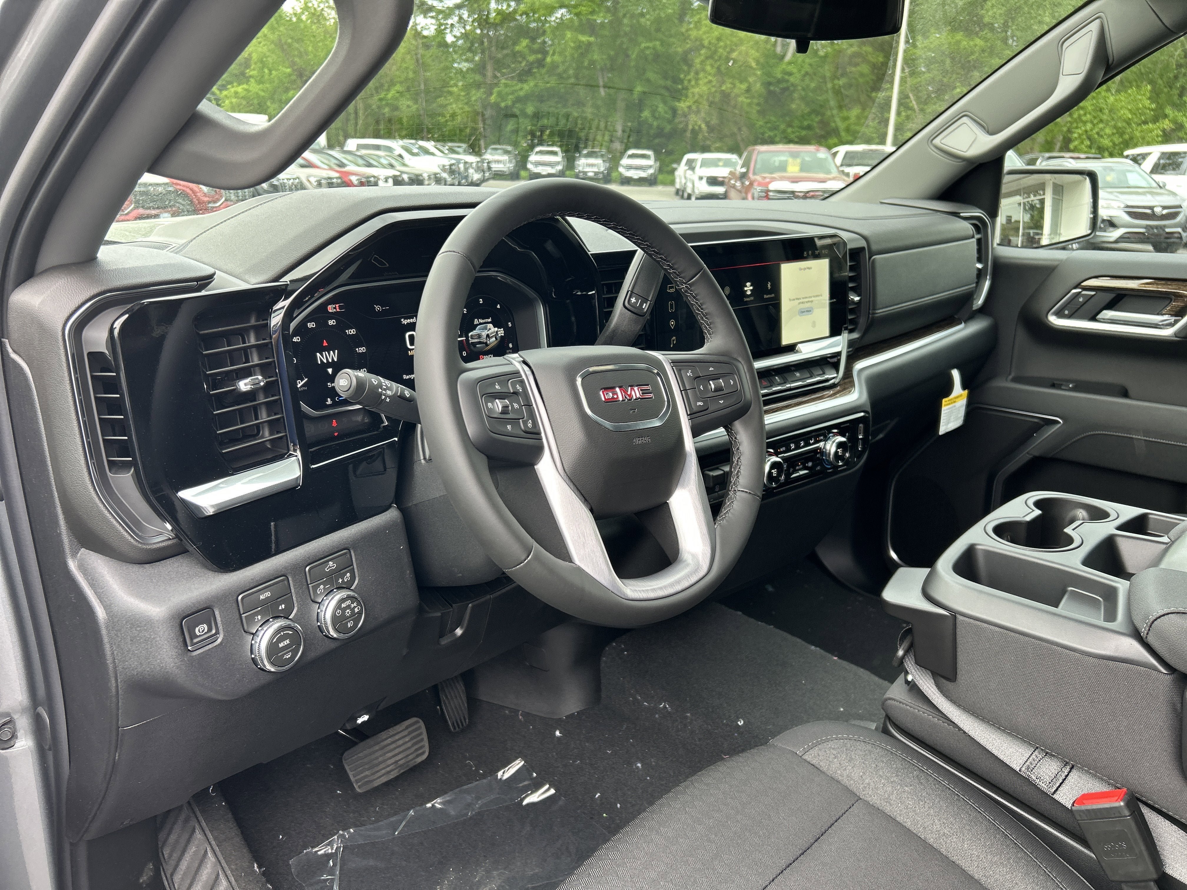 New 2026 GMC Sierra 1500 Elevation w/ Elevation Select Package AWD/4WD image 17