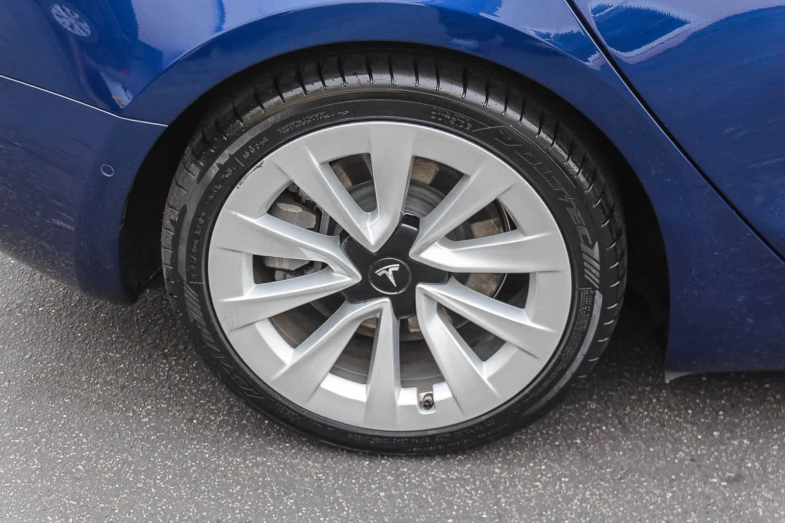Used 2021 Tesla Model 3 Standard Range Plus RWD image 11