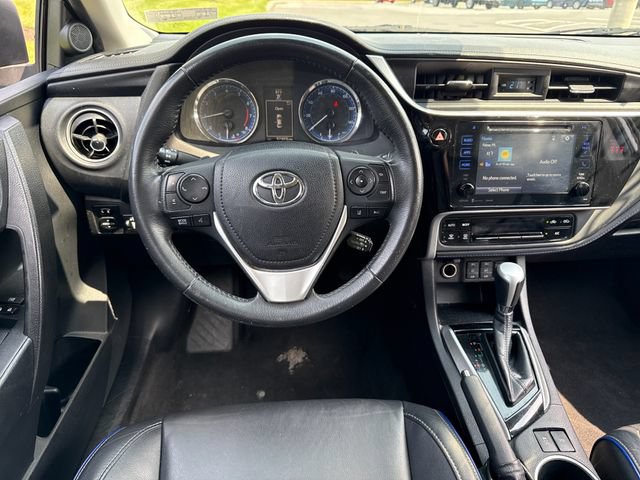 Used 2018 Toyota Corolla XSE FWD image 19