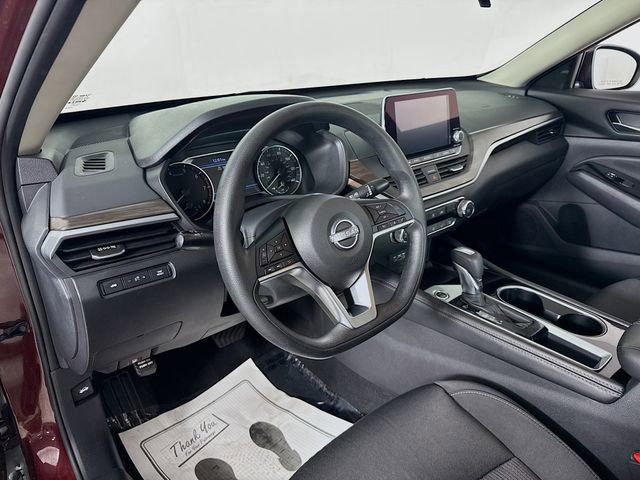 Used 2023 Nissan Altima 2.5 SV image 9