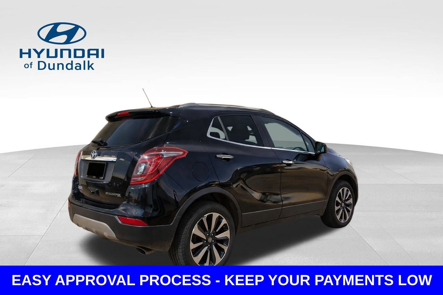 Used 2021 Buick Encore Preferred image 2