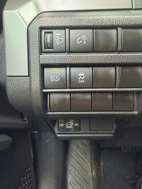 Used 2024 Toyota Tacoma TRD Off-Road AWD/4WD image 17