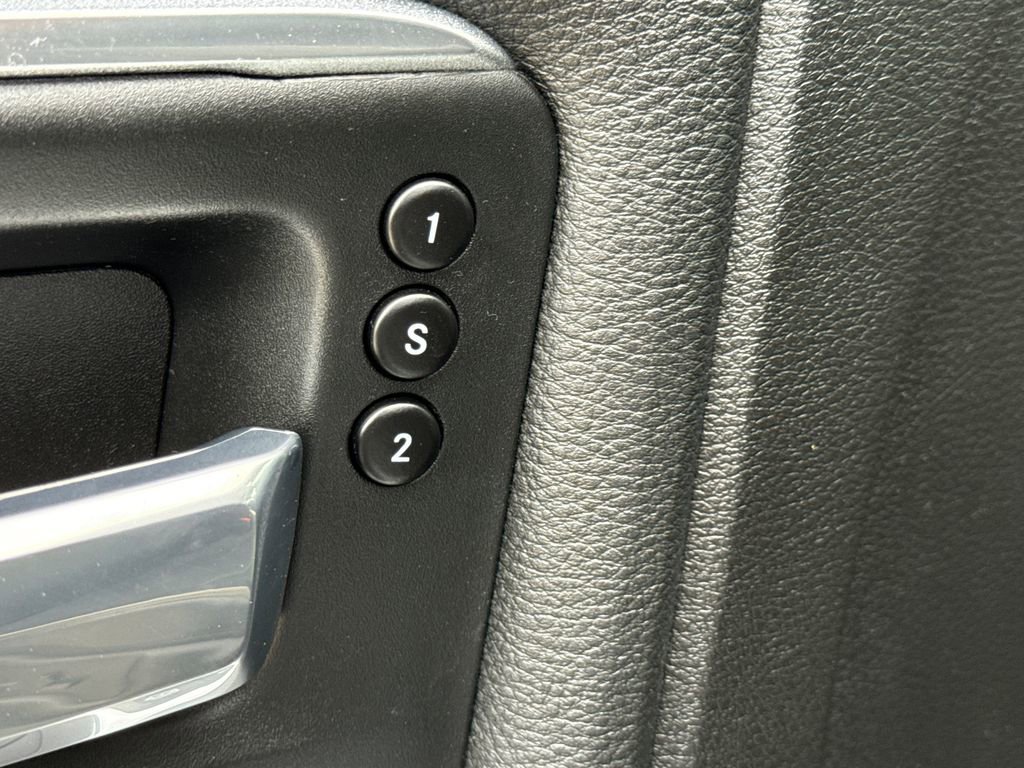 Used 2024 RAM 3500 Laramie AWD/4WD image 20