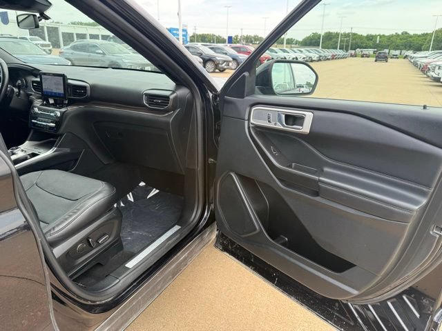 Used 2020 Ford Explorer Limited AWD/4WD image 50