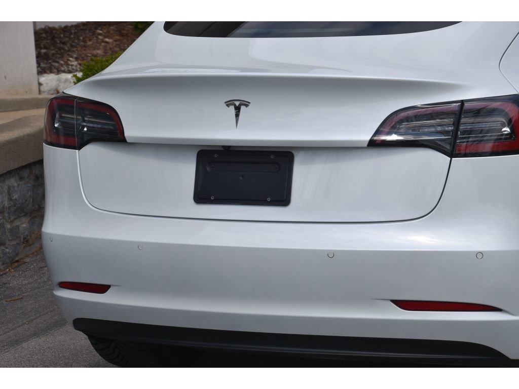 Used 2020 Tesla Model 3 Standard Range Plus image 25