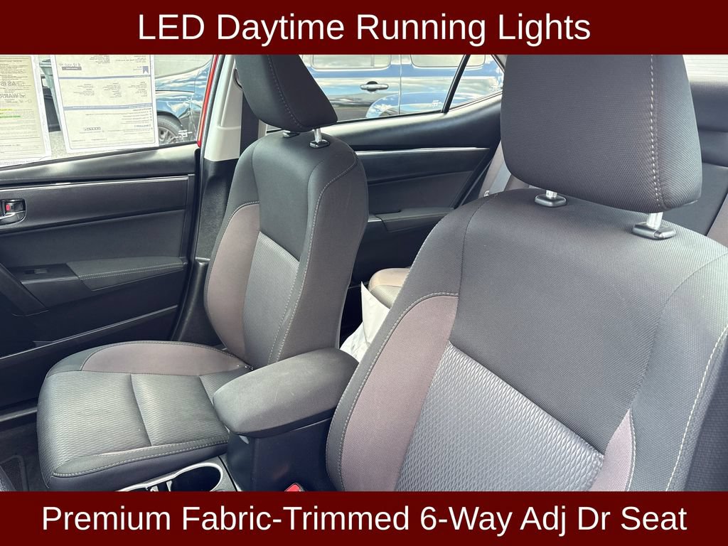 Used 2018 Toyota Corolla LE w/ Carpet Mat Package (TMS) FWD image 11