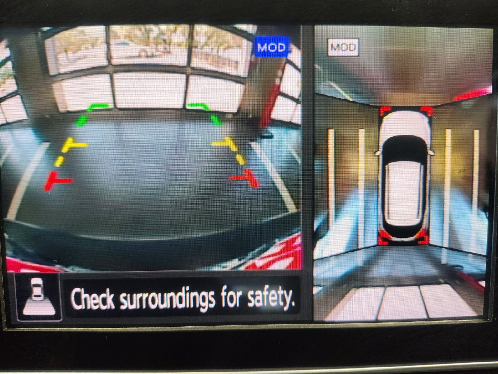 Used 2019 Nissan Kicks SR w/ SR Premium Package FWD image 15
