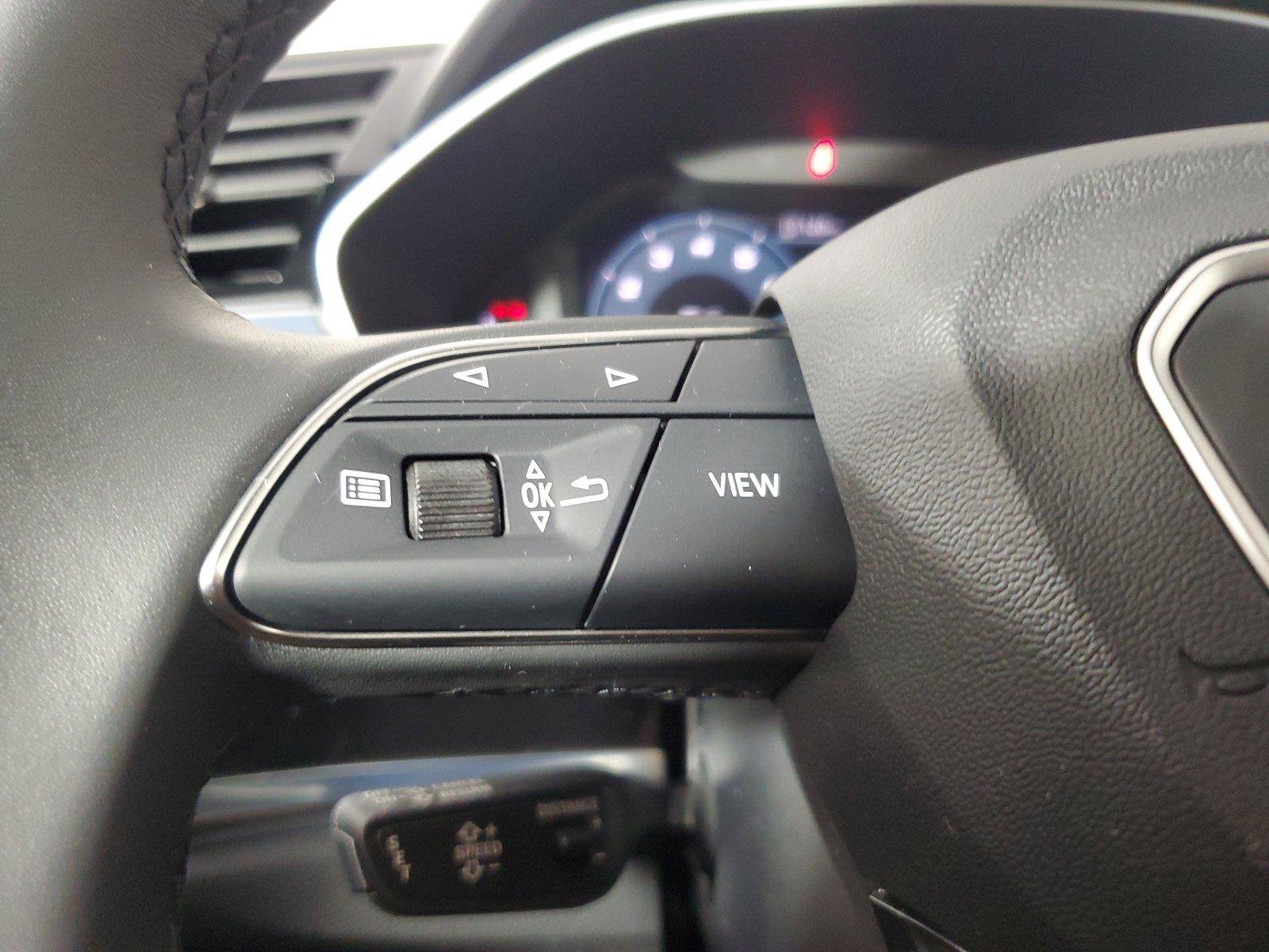 Used 2025 Audi Q3 2.0T Premium w/ Convenience Package AWD/4WD image 25