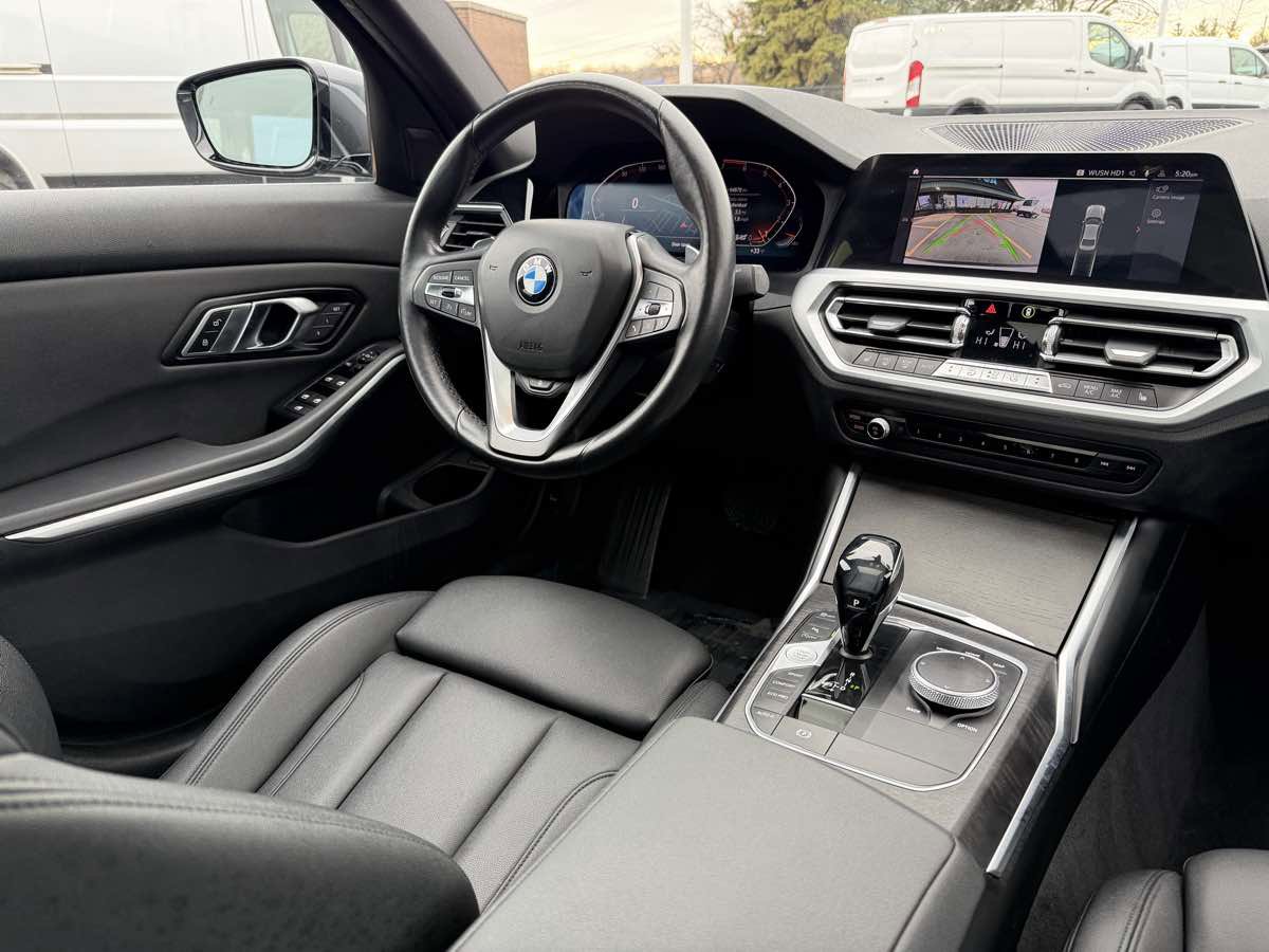 Used 2019 BMW 330i xDrive Sedan w/ Premium Package AWD/4WD image 32
