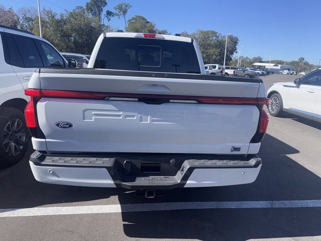 Used 2024 Ford F150 Lightning Platinum image 5