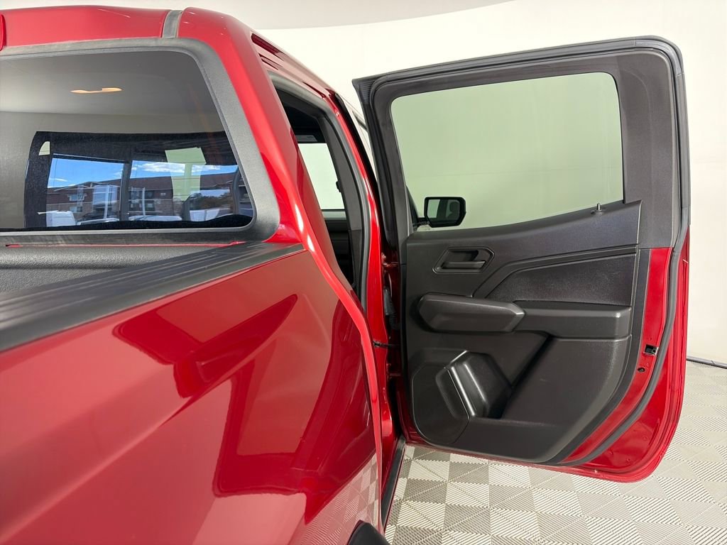 Used 2023 Chevrolet Colorado Trail Boss w/ Advanced Trailering Package image 27
