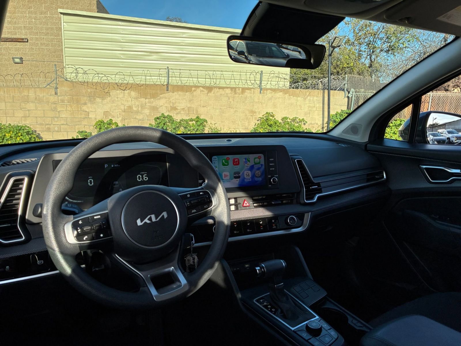 Used 2025 Kia Sportage LX image 34