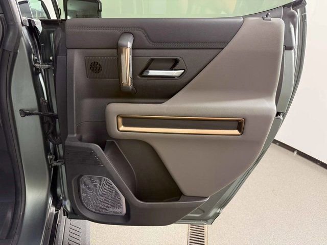 Used 2024 GMC Hummer EV 3X w/ LPO, Illumination Package AWD/4WD image 25