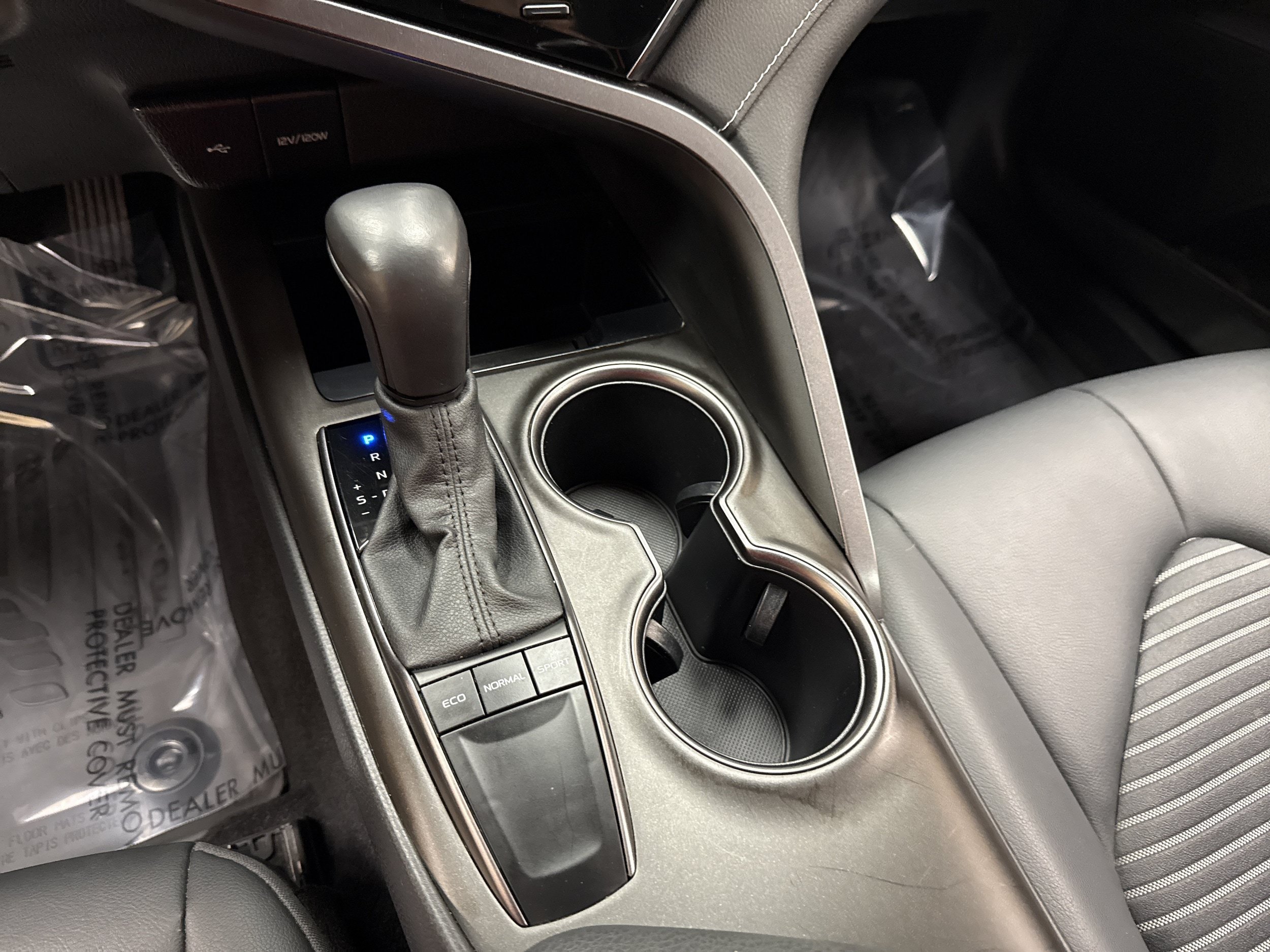 Used 2023 Toyota Camry SE FWD image 41