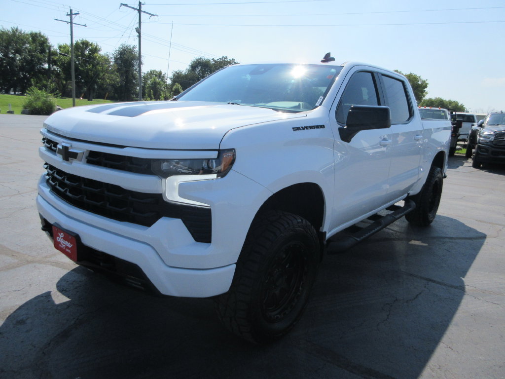Used 2022 Chevrolet Silverado 1500 RST w/ Rally Edition AWD/4WD image 13