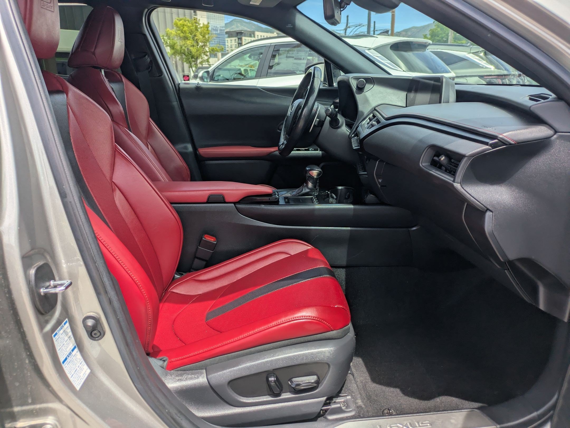 Used 2020 Lexus UX 250h F Sport w/ F Sport Premium Package AWD/4WD image 30