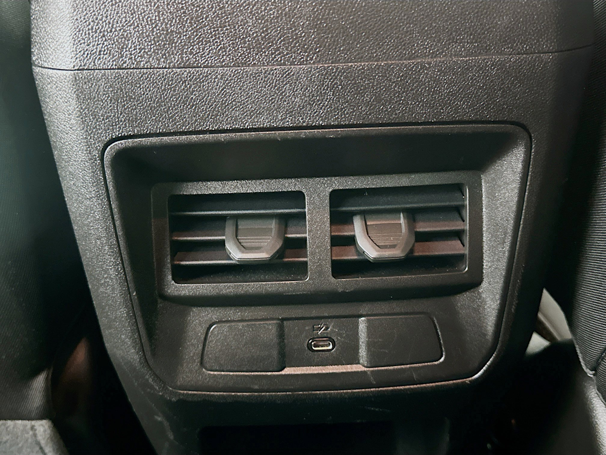 Used 2024 Chevrolet Colorado LT w/ LT Convenience Package image 26